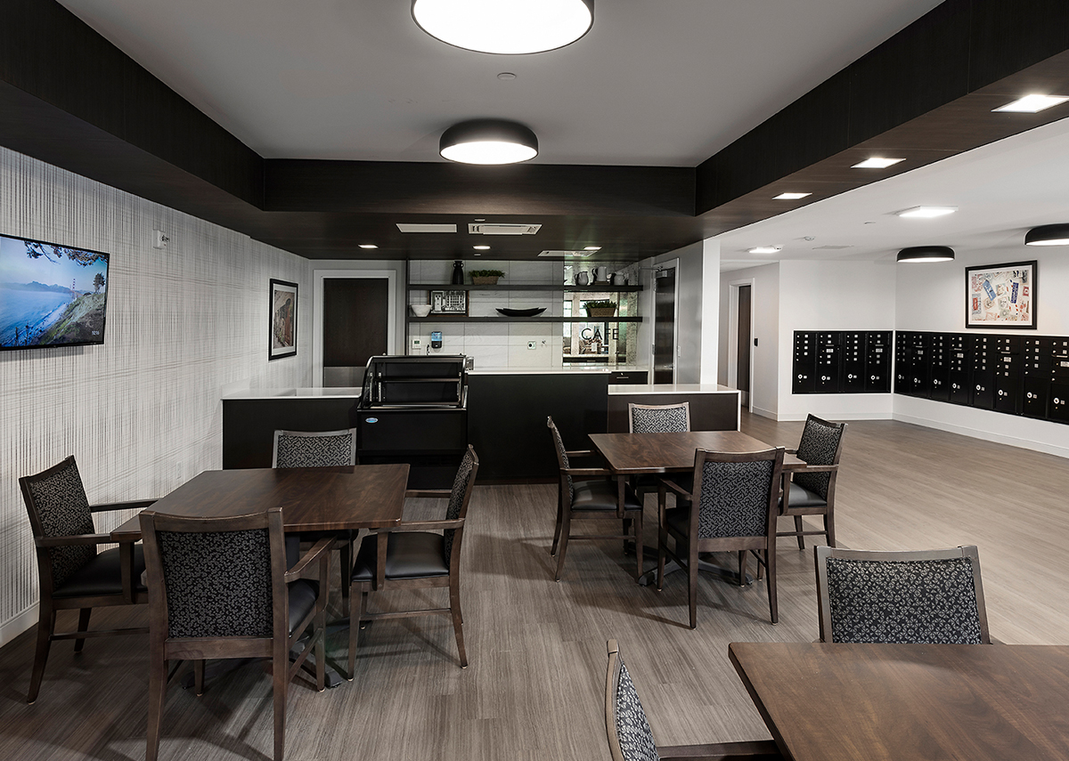 Crossing Commons cafe dining area